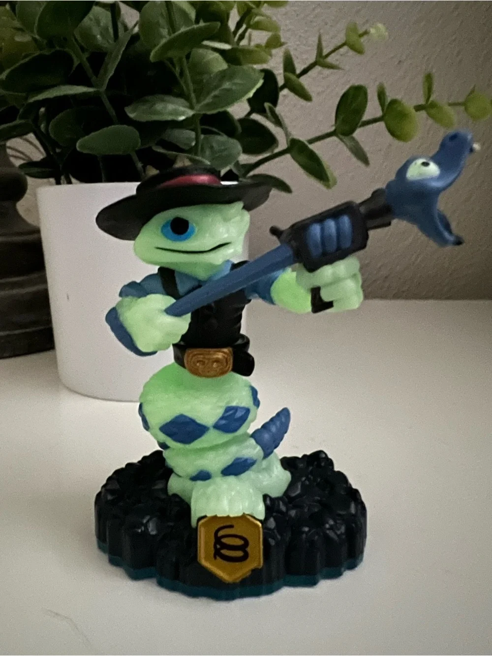 Skylanders SWAP Force Quick Draw Rattle Shake Swap-able Figure Glow in the Dark
